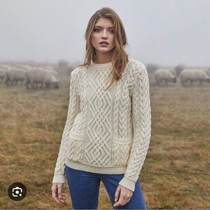 Women's Classic Cable Knit Sweater - Cream